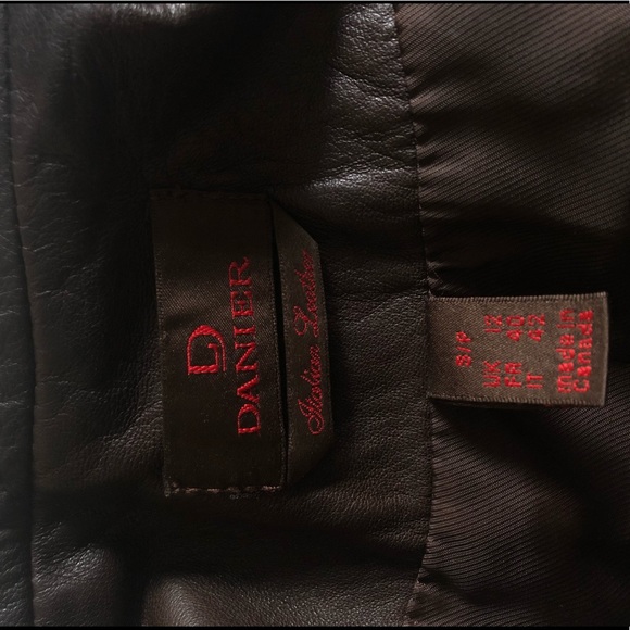 Vintage Danier Leather Jacket - Picture 3 of 11